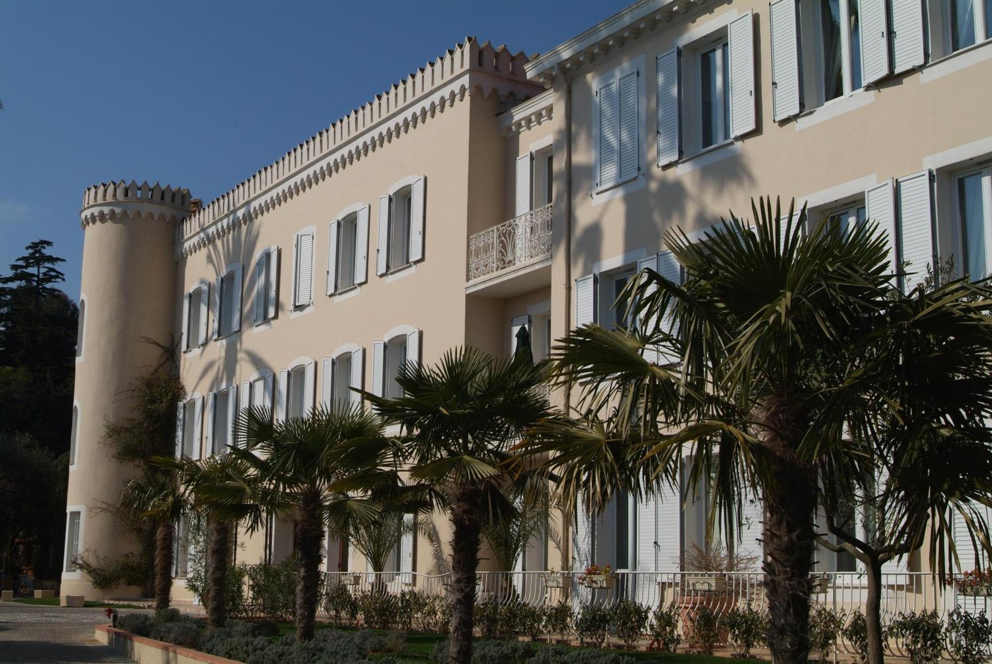 Hotel Chateau De La Tour Cannes Exterior photo