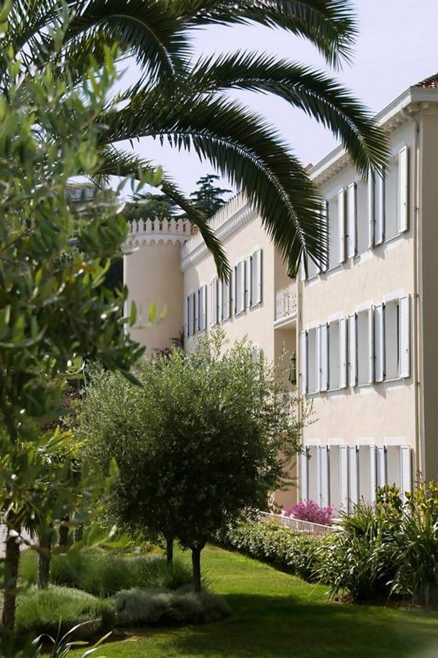 Hotel Chateau De La Tour Cannes Exterior photo